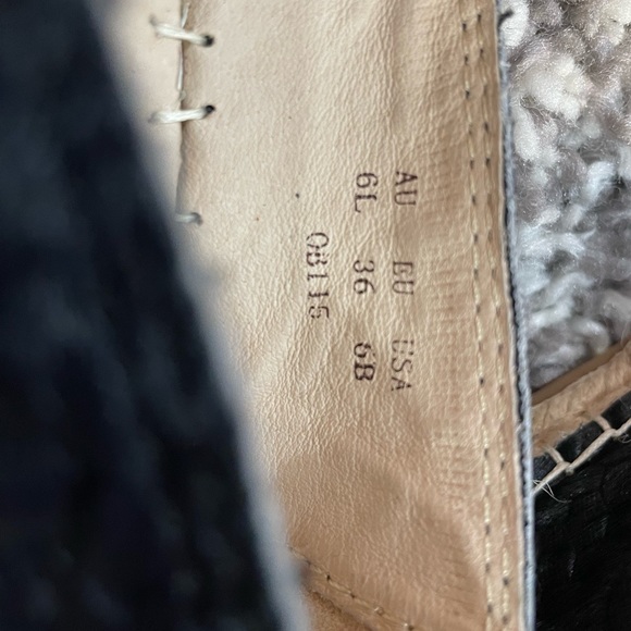 UGG leather women's pony calfskin espadrilles moccasins flats US size 6B - Picture 4 of 9